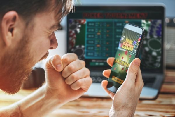 bd222 apk ইস্পোর্টস স্কোর ও ফোন ব্রাউজিং